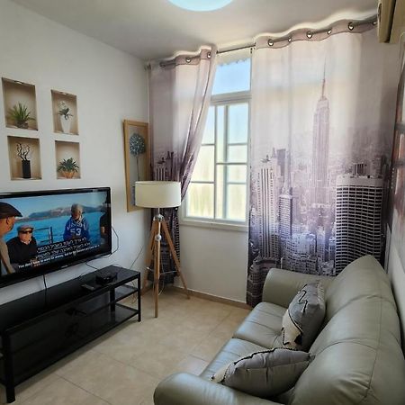Ferienwohnung יחידת דיור Rischon LeZion Exterior foto