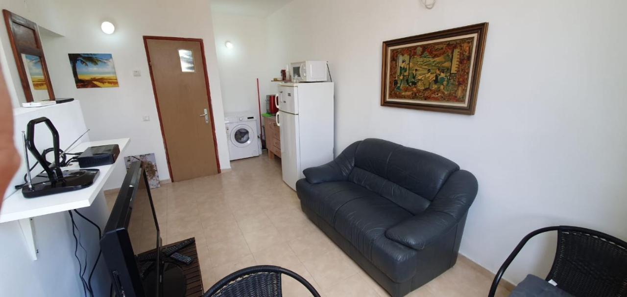 Ferienwohnung יחידת דיור Rischon LeZion Exterior foto