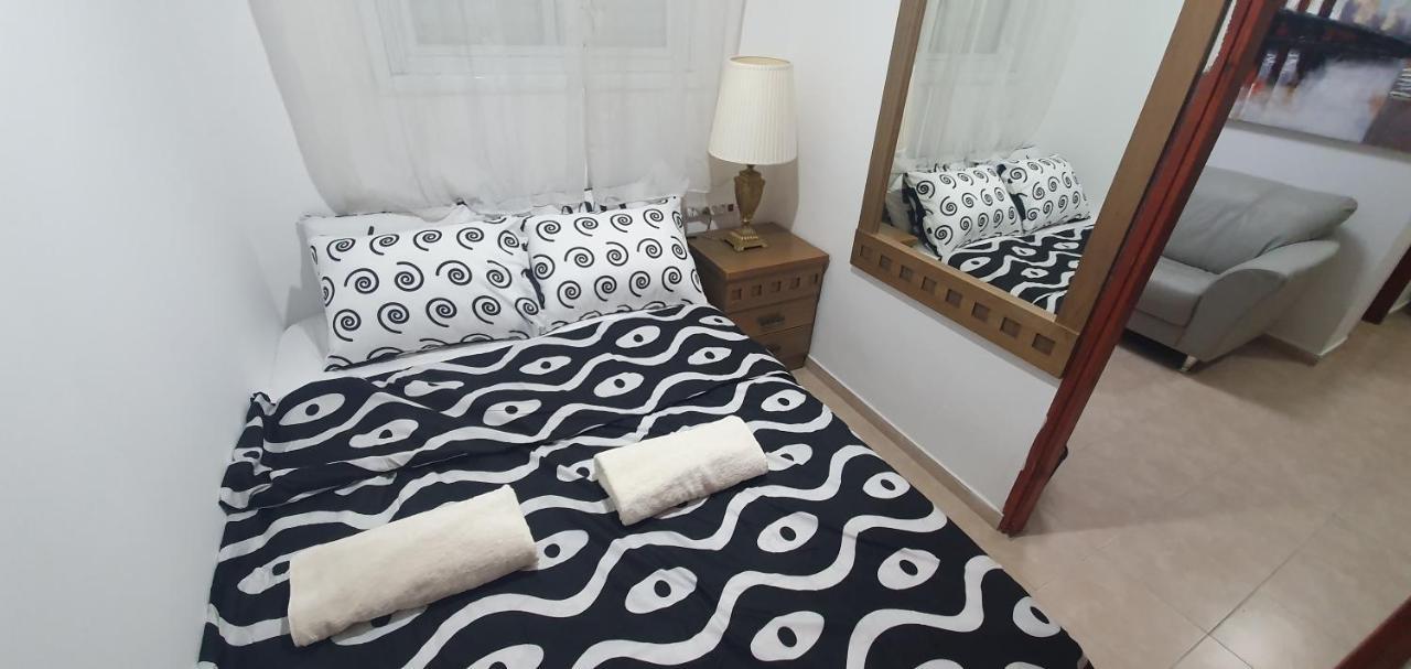 Ferienwohnung יחידת דיור Rischon LeZion Exterior foto